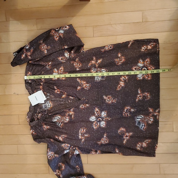 XiRENA NWT Silk Cotton 'Blair' Batik Floral Marigold Print Blouse Top  M - Picture 14 of 14